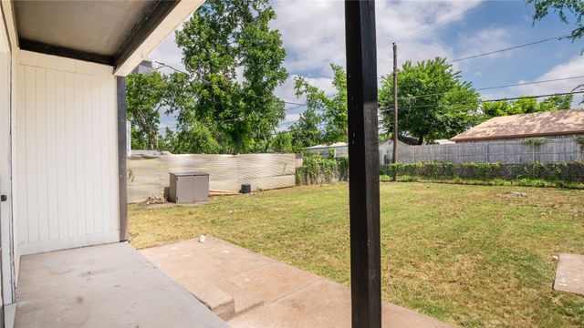 3416 Thannisch Avenue, Fort Worth, TX 76105