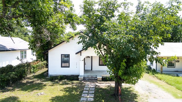 3416 Thannisch Avenue, Fort Worth, TX 76105