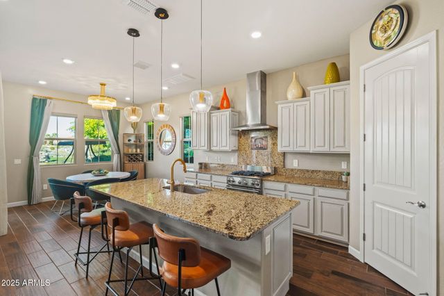 20822 W HILLCREST Boulevard, Buckeye, AZ 85396