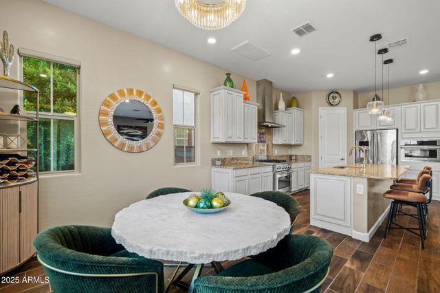 20822 W HILLCREST Boulevard, Buckeye, AZ 85396