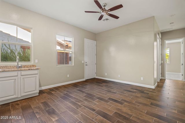 20822 W HILLCREST Boulevard, Buckeye, AZ 85396