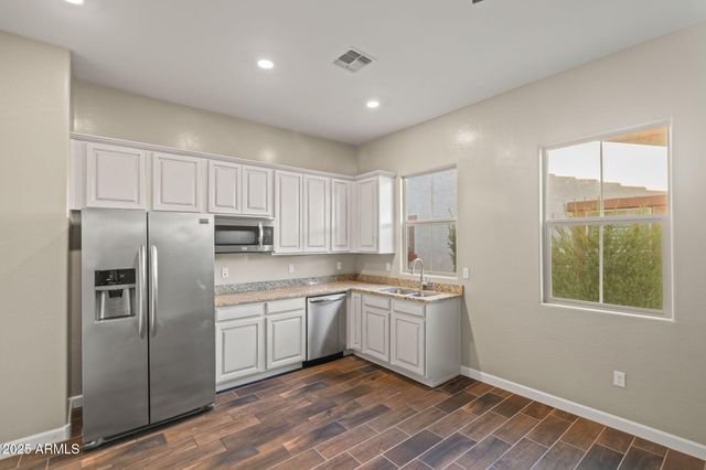 20822 W HILLCREST Boulevard, Buckeye, AZ 85396