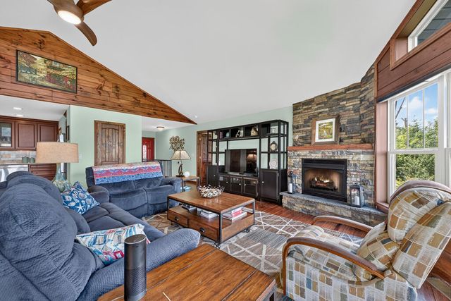 78 Longview Lane, Blue Ridge, GA 30513