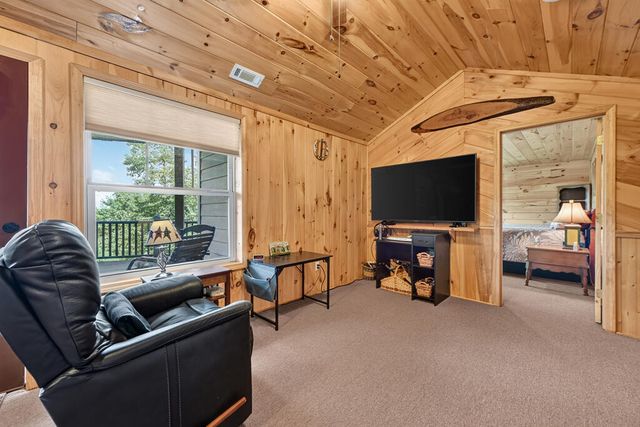 78 Longview Lane, Blue Ridge, GA 30513