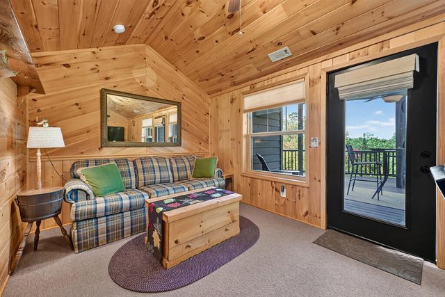 78 Longview Lane, Blue Ridge, GA 30513