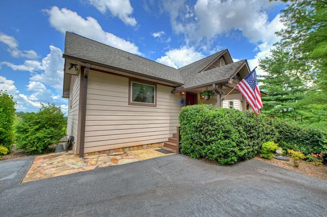 78 Longview Lane, Blue Ridge, GA 30513