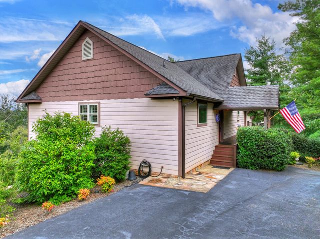 78 Longview Lane, Blue Ridge, GA 30513