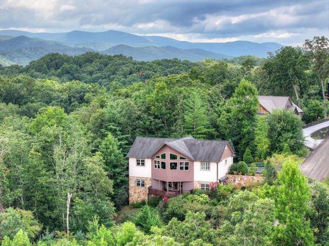 78 Longview Lane, Blue Ridge, GA 30513