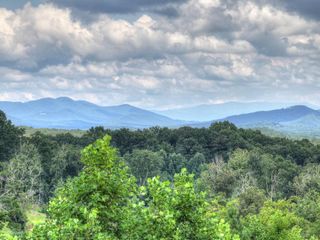 78 Longview Lane, Blue Ridge, GA 30513