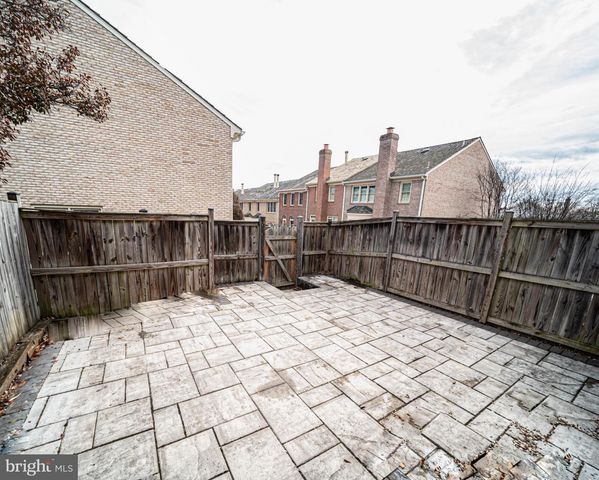 4073 NORBECK SQUARE DR, Rockville, MD 20853