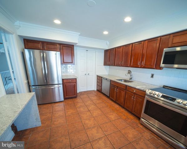 4073 NORBECK SQUARE DR, Rockville, MD 20853