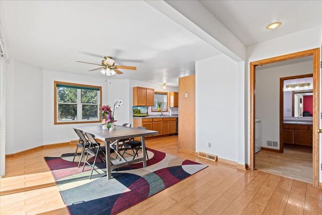 1416 Villa Park COURT, West Bend, WI 53090