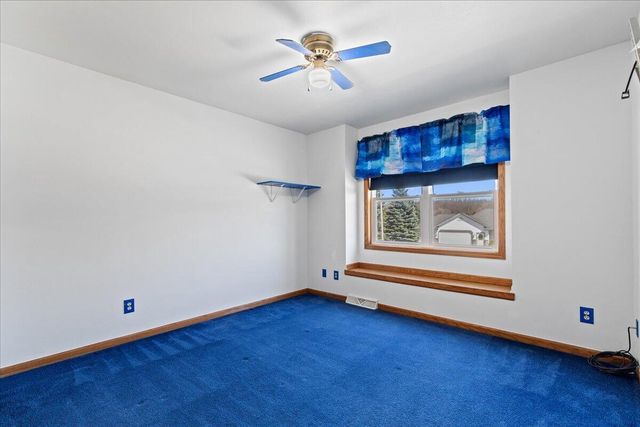 1416 Villa Park COURT, West Bend, WI 53090