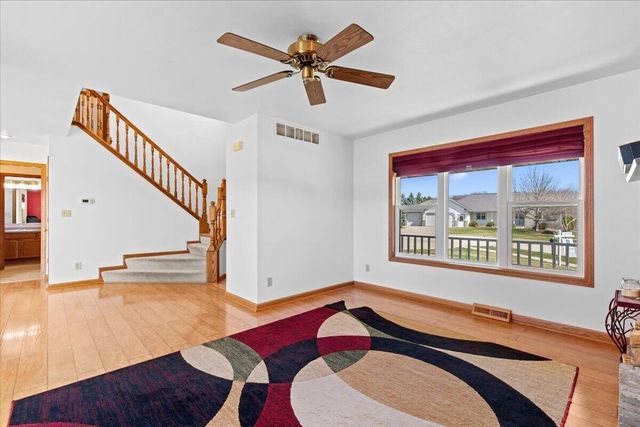 1416 Villa Park COURT, West Bend, WI 53090