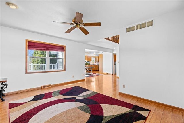 1416 Villa Park COURT, West Bend, WI 53090