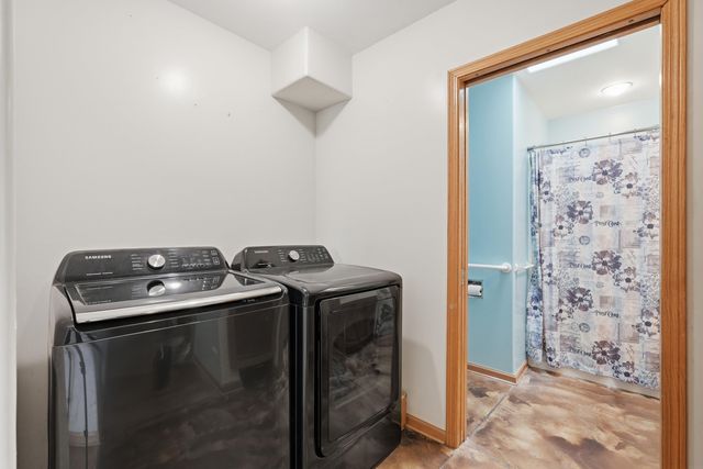 308 E Central Street, Raymond, IA 50667