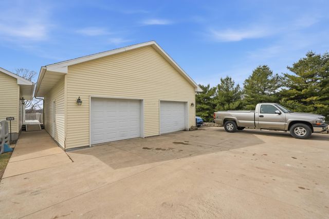 308 E Central Street, Raymond, IA 50667