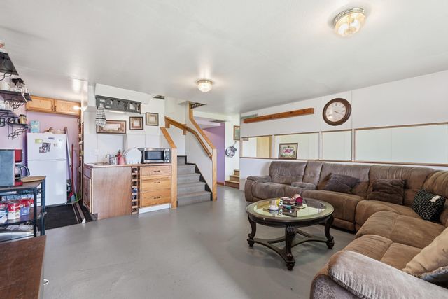 308 E Central Street, Raymond, IA 50667