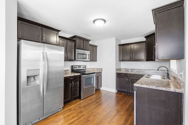 2329 Spike Ct, Clarksville, TN 37040