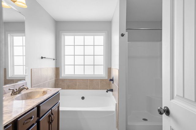 2329 Spike Ct, Clarksville, TN 37040