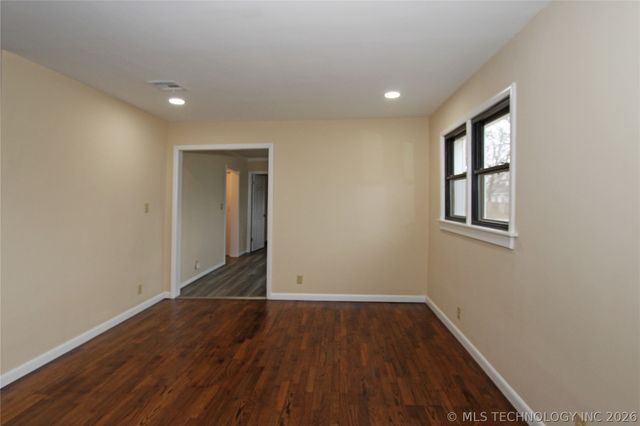 616 S Maple Street, Nowata, OK 74048