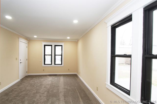 616 S Maple Street, Nowata, OK 74048