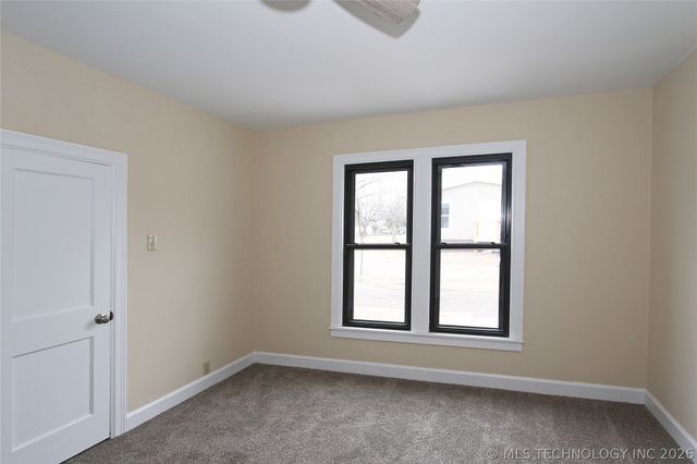 616 S Maple Street, Nowata, OK 74048