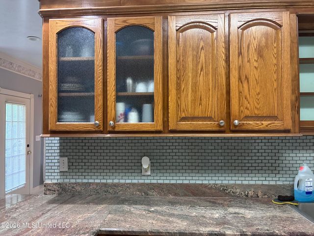 5988 Henderson Road, Pearl, MS 39208
