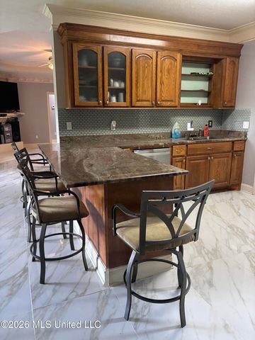 5988 Henderson Road, Pearl, MS 39208