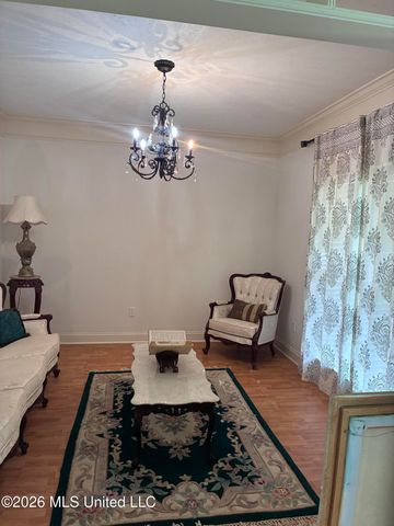 5988 Henderson Road, Pearl, MS 39208