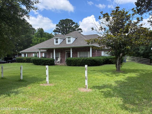 5988 Henderson Road, Pearl, MS 39208