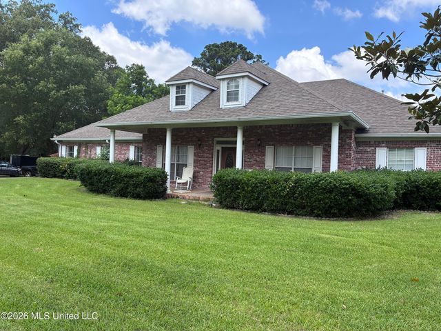 5988 Henderson Road, Pearl, MS 39208