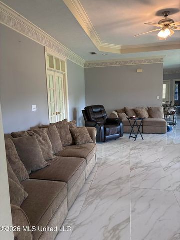5988 Henderson Road, Pearl, MS 39208