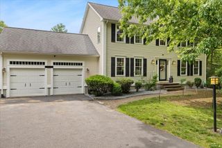 7 Parsons Walk, Berkley, MA 02779