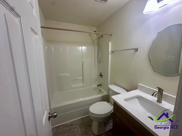 129 Kingston Village Drive, Perry, GA 31069