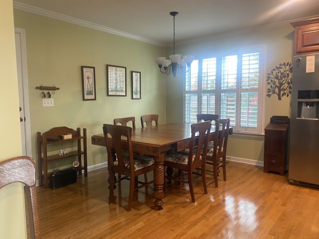 208 Arrowhead Dr, Mcminnville, TN 37110
