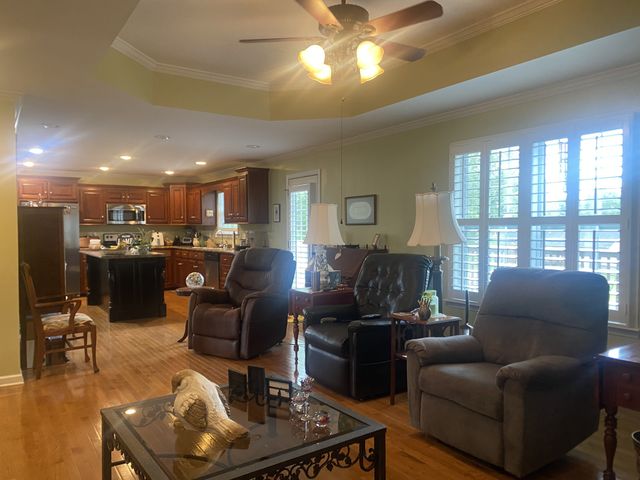 208 Arrowhead Dr, Mcminnville, TN 37110