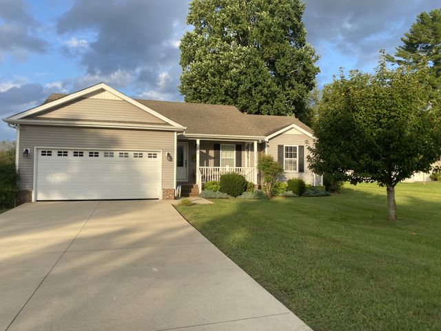 208 Arrowhead Dr, Mcminnville, TN 37110