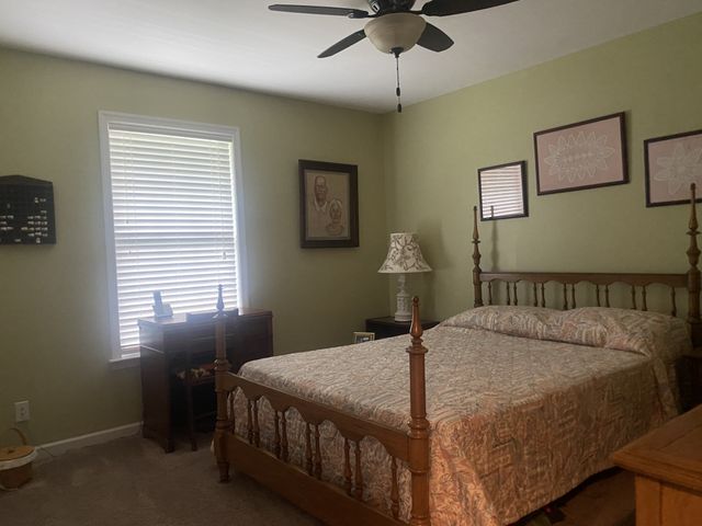 208 Arrowhead Dr, Mcminnville, TN 37110