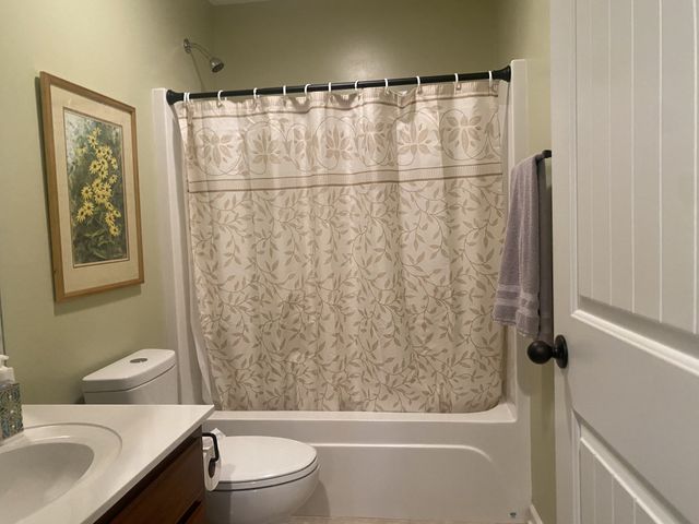 208 Arrowhead Dr, Mcminnville, TN 37110