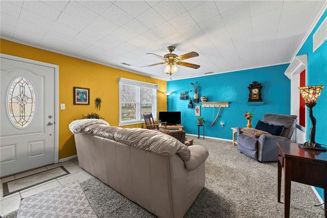 108 N Madison Street, Spring Hill, KS 66083