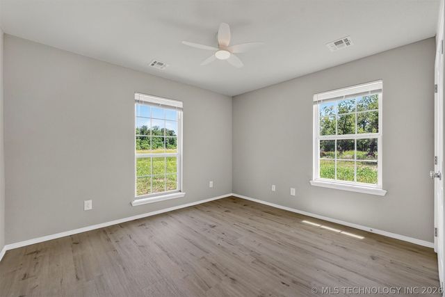 8590 E State Hwy 20, Claremore, OK 74019
