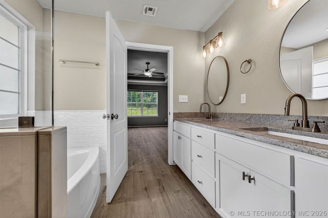 8590 E State Hwy 20, Claremore, OK 74019