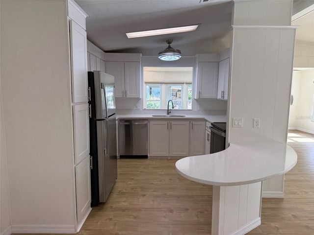 130 CLUBVIEW DRIVE 2, Safety Harbor, FL 34695