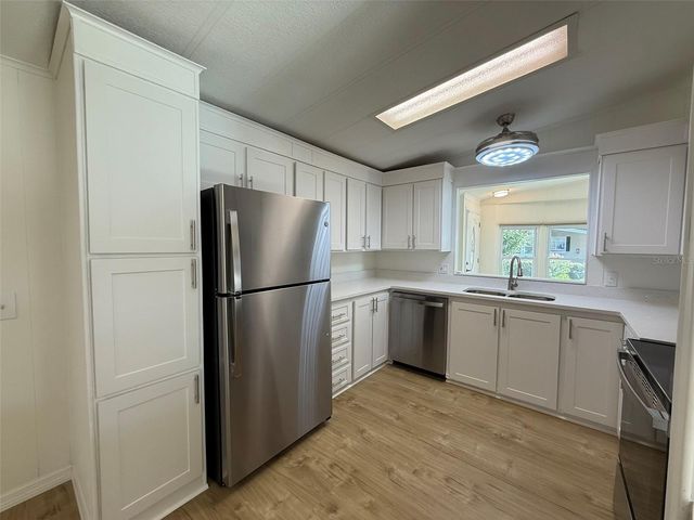 130 CLUBVIEW DRIVE 2, Safety Harbor, FL 34695