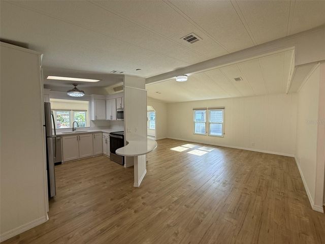 130 CLUBVIEW DRIVE 2, Safety Harbor, FL 34695