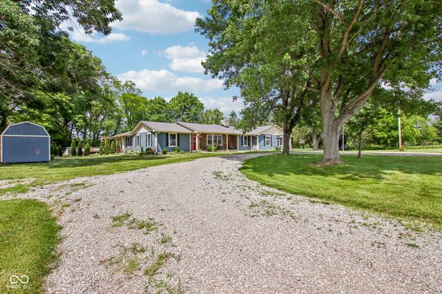 6820 W Rd 150 N, Bargersville, IN 46106