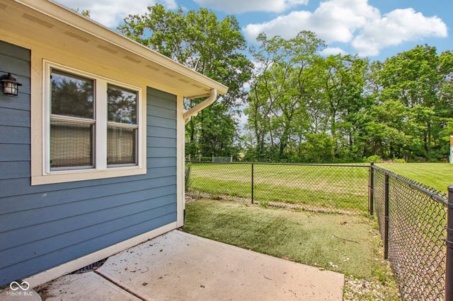6820 W Rd 150 N, Bargersville, IN 46106