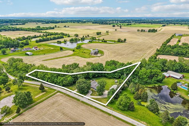 6820 W Rd 150 N, Bargersville, IN 46106