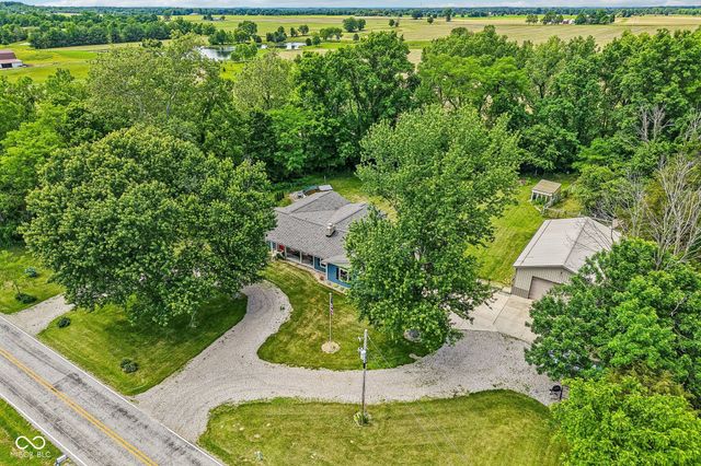 6820 W Rd 150 N, Bargersville, IN 46106